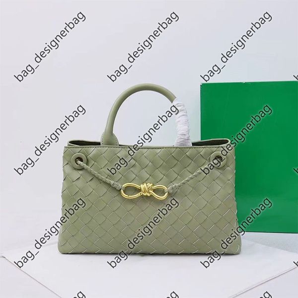 designer women's crossbody bag large capacity women's bag can be crossbody handheld one shoulder fashion bag simple and casual
designer women's crossbody bag large capacity women's bag can be crossbody handheld one shoulder fashion bag simple and casual