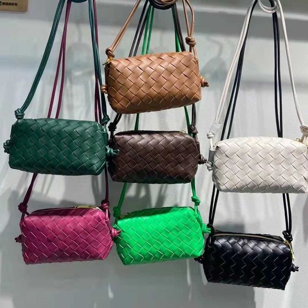 designer bag rhomboid woven bag knotted pillow small square bag shoulder messenger bag cloud bag wrinkled armpit bag dumpling bag leather ve
designer bag rhomboid woven bag knotted pillow small square bag shoulder messenger bag cloud bag wrinkled armpit bag dumpling bag leather ve