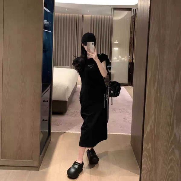 summer women's black round neck small flying sleeve slim straight leg sheath long dress, polyester fabric soft and comfortable, slim ve, Black;gray
summer women's black round neck small flying sleeve slim straight leg sheath long dress, polyester fabric soft and comfortable, slim ve, Black;gray