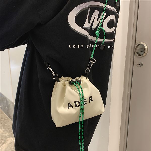 evening bags small shoulder bag female fashion brand japanese casual all match mini phone couple messenger 230724
evening bags small shoulder bag female fashion brand japanese casual all match mini phone couple messenger 230724