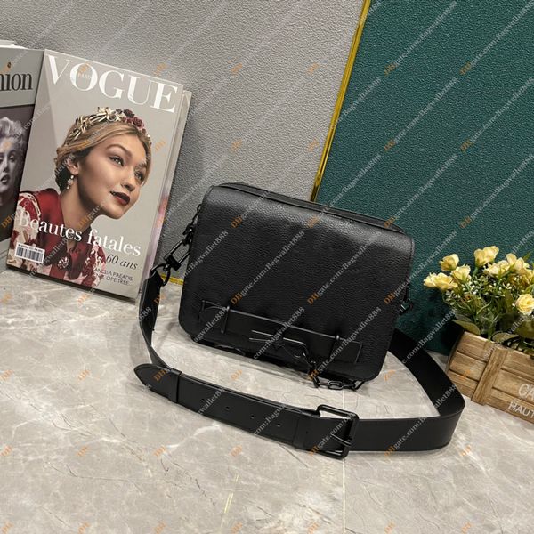 men messenger bag steamer cross body fashion mens shoulder bags luxury designer bags classic printed leather handbag casual work daily satch
men messenger bag steamer cross body fashion mens shoulder bags luxury designer bags classic printed leather handbag casual work daily satch