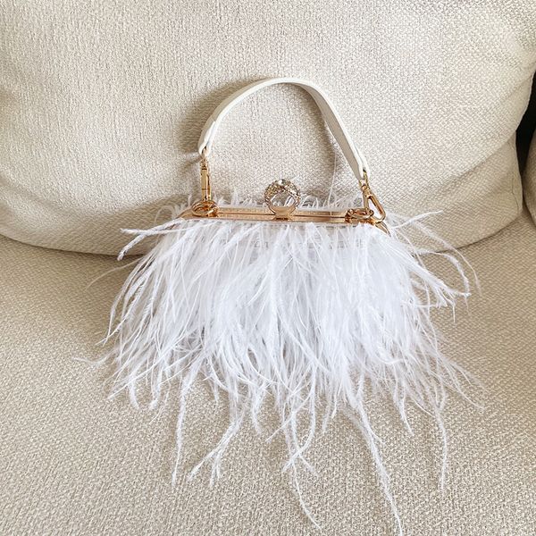 evening bags niche ostrich feather party clutch vintage small square box with long metal chain luxury designer women handbags 230725
evening bags niche ostrich feather party clutch vintage small square box with long metal chain luxury designer women handbags 230725