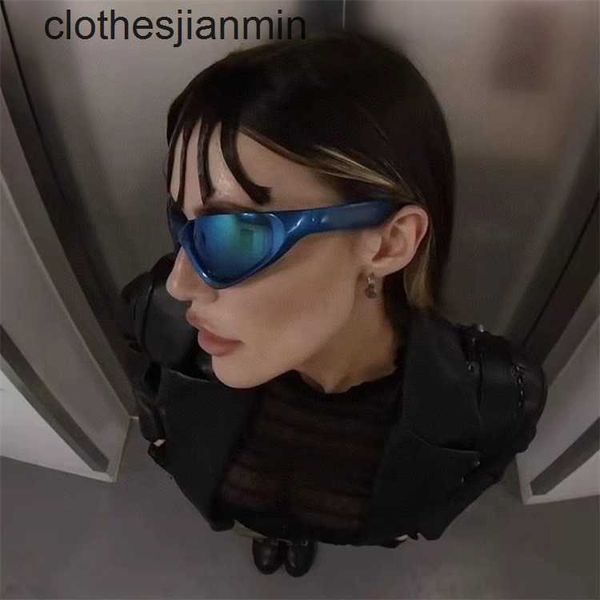 2023 fashion design sunglasses %80 factory wholesale and retail family b's new plate style oval sunglass men's women's ins ne, White;black
2023 fashion design sunglasses %80 factory wholesale and retail family b's new plate style oval sunglass men's women's ins ne, White;black