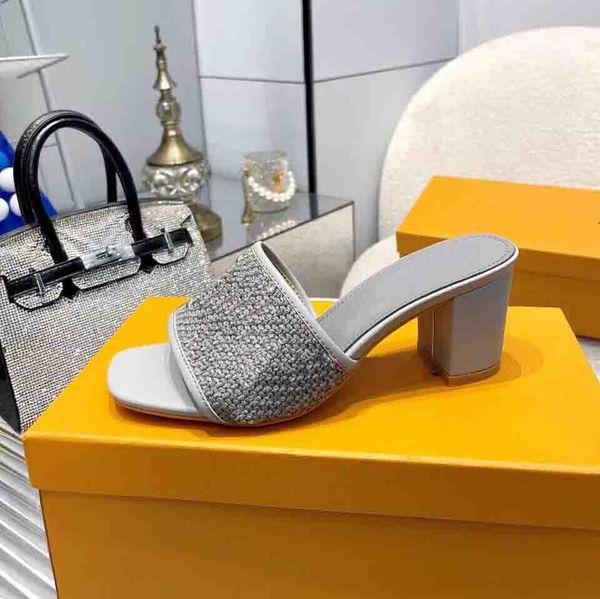 luxury designer women sandal slipper slide revival mule block heeled genuine leather shoes fashion beach shoes leather slingback slipper bla, Black
luxury designer women sandal slipper slide revival mule block heeled genuine leather shoes fashion beach shoes leather slingback slipper bla, Black