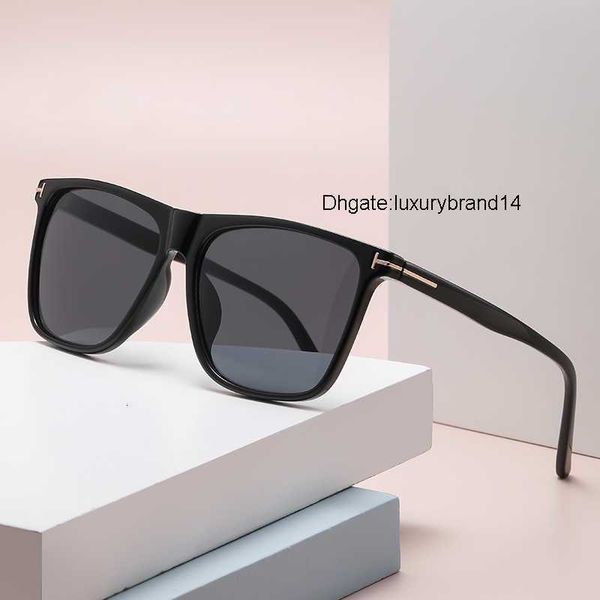 fashion rectangle glasses brand designer tom-fords luxury outdoor summer ultrathin for women ins popular party men festival sunglasses oculo, White;black
fashion rectangle glasses brand designer tom-fords luxury outdoor summer ultrathin for women ins popular party men festival sunglasses oculo, White;black