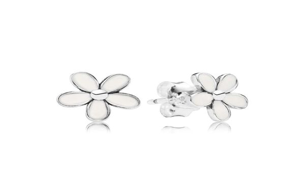 white enamel daisy small flower earrings for 925 sterling silver cute women girls stud earring gift box set fashion accessories3924509, Golden;silver
white enamel daisy small flower earrings for 925 sterling silver cute women girls stud earring gift box set fashion accessories3924509, Golden;silver