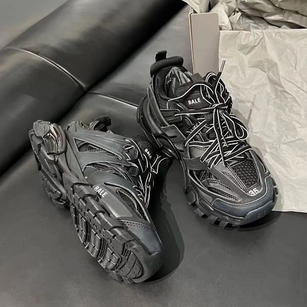 luxury designer sneakers tripler casual shoes paris triple s clear luxurys high sneaker combination crystal bottom men women fashion dad sho, Black
luxury designer sneakers tripler casual shoes paris triple s clear luxurys high sneaker combination crystal bottom men women fashion dad sho, Black