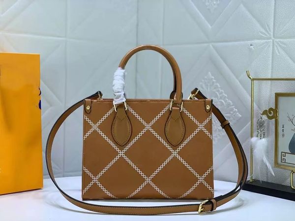 2023 fashion classic bags all-match genuine leather letter large medium small tote vintage messenger women handbags embossing shoulder bag, Black;red
2023 fashion classic bags all-match genuine leather letter large medium small tote vintage messenger women handbags embossing shoulder bag, Black;red