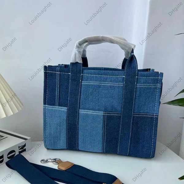 marc tote bag famous designer shoulder handbags large capacity crossbody luxury denim bag shopping handbag travel clutch bags summer ladies
marc tote bag famous designer shoulder handbags large capacity crossbody luxury denim bag shopping handbag travel clutch bags summer ladies