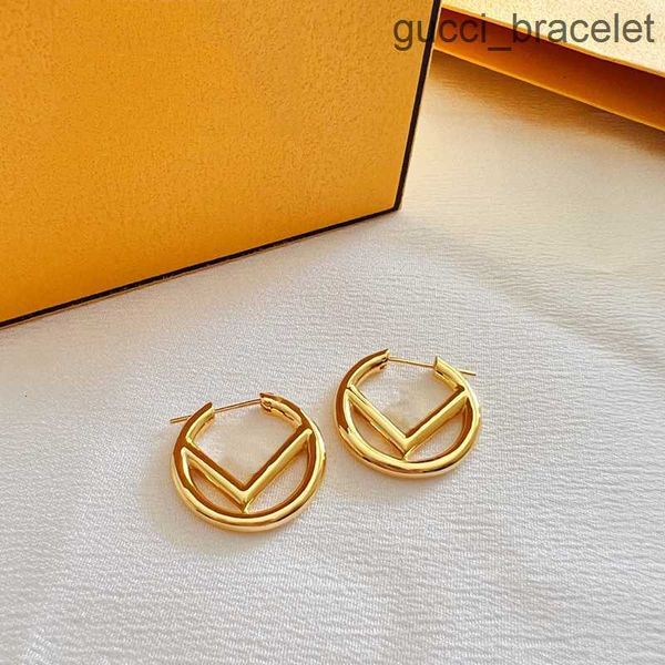 golden stud earring designer for women men luxury jewlery gold hoop stud earring retro ring pendant f earrings engagement ear stud 2303032bf, Golden;silver
golden stud earring designer for women men luxury jewlery gold hoop stud earring retro ring pendant f earrings engagement ear stud 2303032bf, Golden;silver