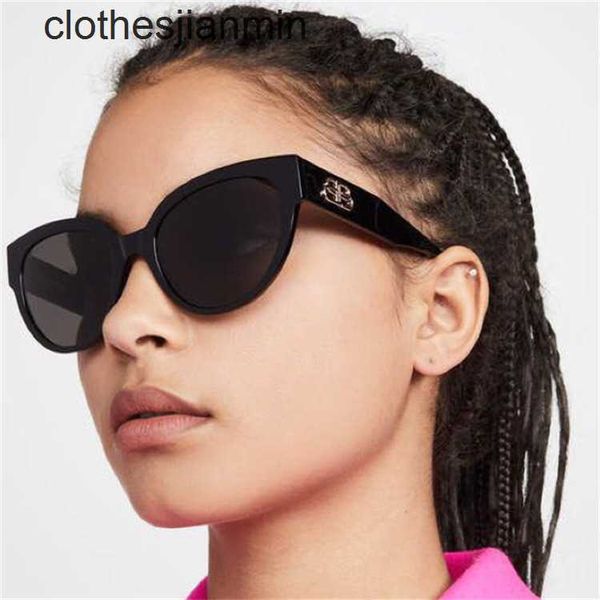 2023 fashion design sunglasses %80 factory wholesale and retail paris brand b fashion sunglass female ins same personalized cat ey panel mal, White;black
2023 fashion design sunglasses %80 factory wholesale and retail paris brand b fashion sunglass female ins same personalized cat ey panel mal, White;black