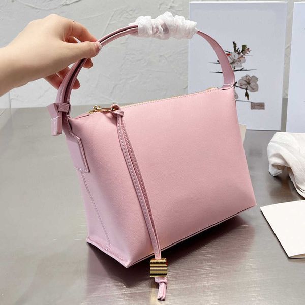 l brand designer pink tote bags for women brand leather handbag fashion classic large capacity lady solid color handbags totes 230711
l brand designer pink tote bags for women brand leather handbag fashion classic large capacity lady solid color handbags totes 230711