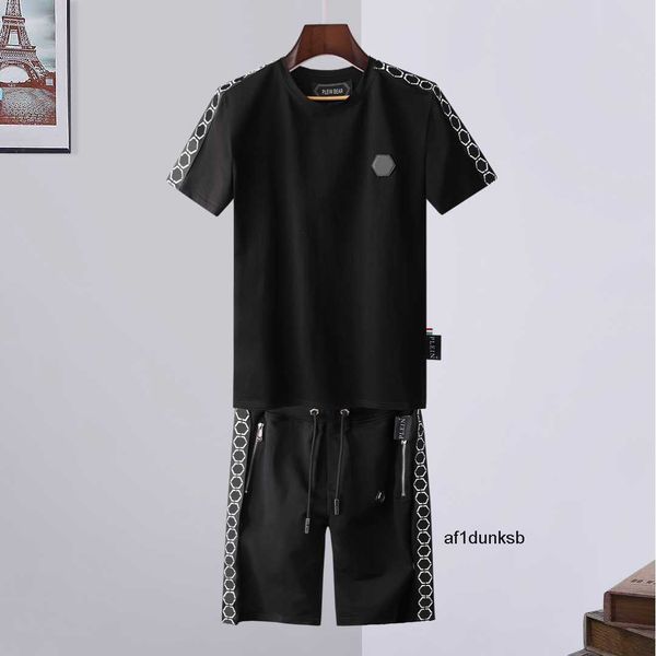 tracksuit sets mens t shirts crystal skull plein men t-shirts casual tracksuits joer shorts philipps sporting suit bear 147268, Gray
tracksuit sets mens t shirts crystal skull plein men t-shirts casual tracksuits joer shorts philipps sporting suit bear 147268, Gray
