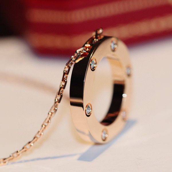 full diamond pendant women's necklace fashion designer jewelry ca round love rose gold silver 3 color short k gold men's holiday g 
full diamond pendant women's necklace fashion designer jewelry ca round love rose gold silver 3 color short k gold men's holiday g