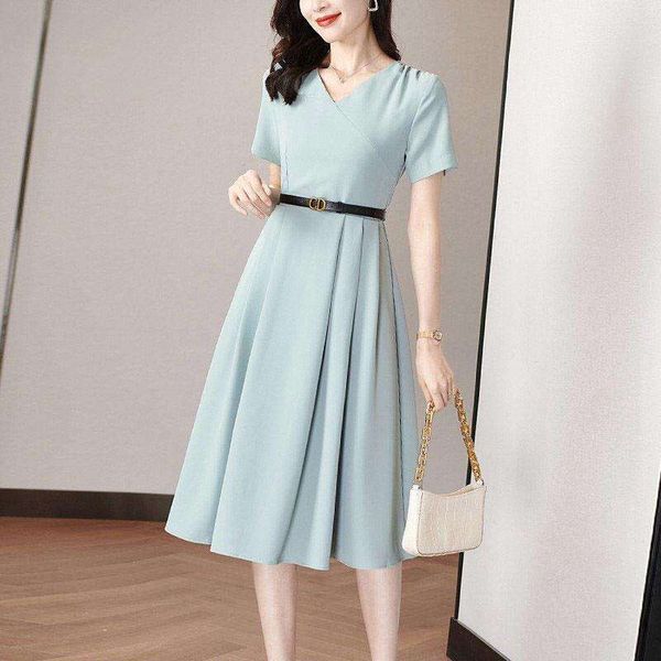 elegant light mature high end dress style slim waist tight summer feeling ol big skirt for commutes, Black;gray
elegant light mature high end dress style slim waist tight summer feeling ol big skirt for commutes, Black;gray