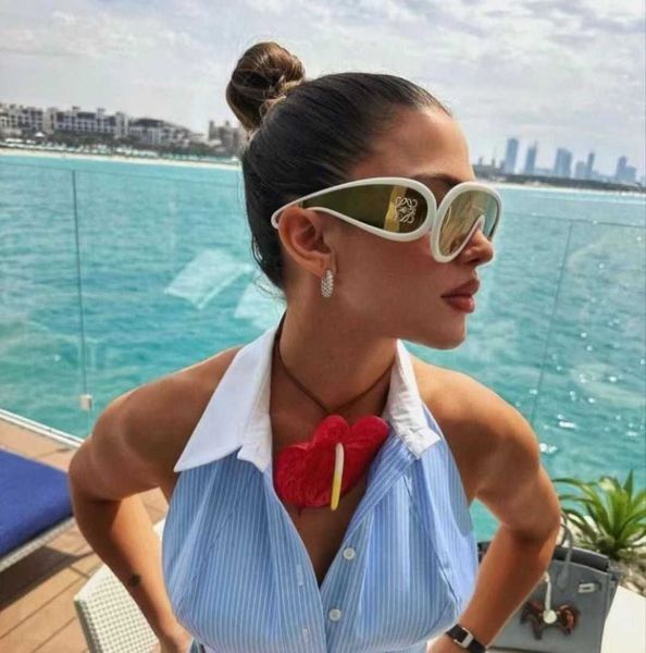 new luo yijia fashion men's women's glasses personalized one piece large frame windshields and sunglasses, White;black
new luo yijia fashion men's women's glasses personalized one piece large frame windshields and sunglasses, White;black