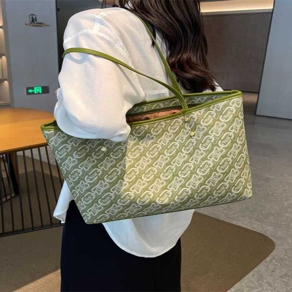 summer new korean version of the large bag large-capacity shoulder armpit bag sense of fashion large tote bag 0802
summer new korean version of the large bag large-capacity shoulder armpit bag sense of fashion large tote bag 0802