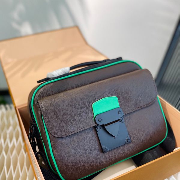 designer printed messenger bag fashion shoulder bags handbag made of soft calfskin men's wallet
designer printed messenger bag fashion shoulder bags handbag made of soft calfskin men's wallet