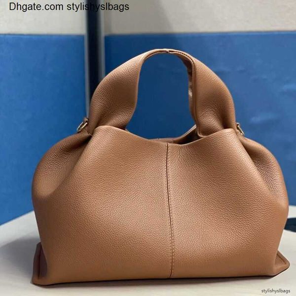 designer bag luxury handbag classic dumpling bag cloud bag women bag solid color bag soft leather bag shoulder bag daily leisure bag stylish
designer bag luxury handbag classic dumpling bag cloud bag women bag solid color bag soft leather bag shoulder bag daily leisure bag stylish