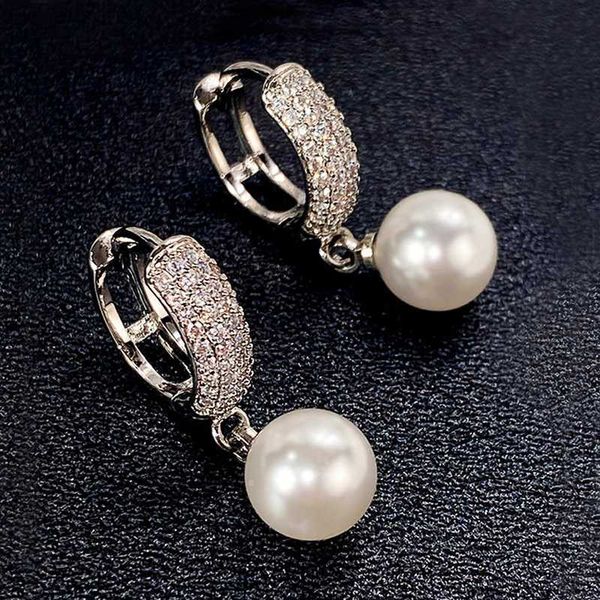 huitan temperament elegant simulated pearl dangle earrings for women simple stylish design delicate accessories fashion jewelry l230620, Golden;silver
huitan temperament elegant simulated pearl dangle earrings for women simple stylish design delicate accessories fashion jewelry l230620, Golden;silver