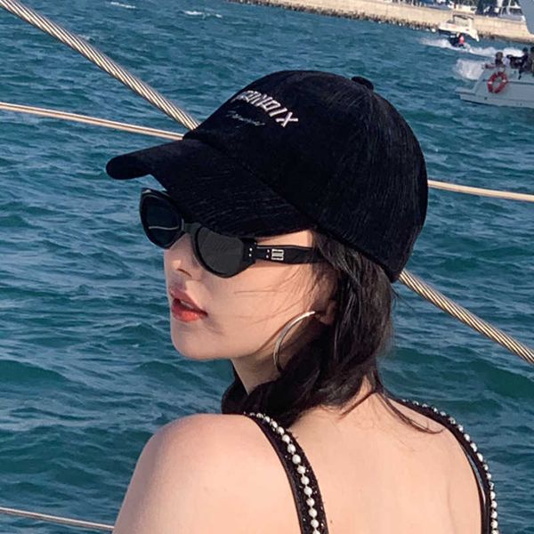 2023 new korean gm cat eyes for women's trendy small face fashionable high grade street p ins sunglasses, White;black
2023 new korean gm cat eyes for women's trendy small face fashionable high grade street p ins sunglasses, White;black