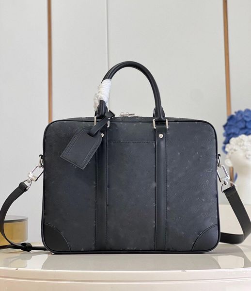 designers bags mens shoulder briefcase black brown leather handbag business men lapbag messenger bags m46457 36.5x27.5x6cm
designers bags mens shoulder briefcase black brown leather handbag business men lapbag messenger bags m46457 36.5x27.5x6cm