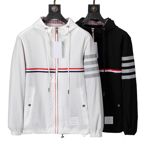 european and american designer men's jacket solid color inner stripe printed pocket zipper double-sided hooded sports windbreaker zippe, Black;brown
european and american designer men's jacket solid color inner stripe printed pocket zipper double-sided hooded sports windbreaker zippe, Black;brown