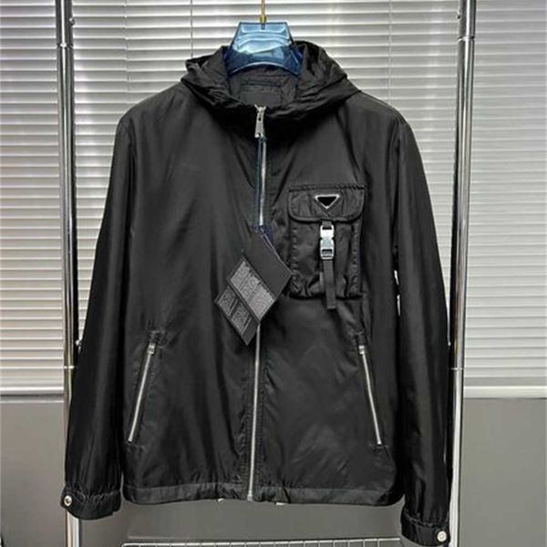 2022 spring designer jacket windproof material chinese size jackets fashion pocket stitching design hooded zipper mens luxury coat vc22, Black;brown
2022 spring designer jacket windproof material chinese size jackets fashion pocket stitching design hooded zipper mens luxury coat vc22, Black;brown