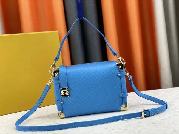 23ss cruise spring side pm trunk bag nicolas ghesquiere petite malle box handbag monograms s-lock flap trunks shoulder cross body purse m217
23ss cruise spring side pm trunk bag nicolas ghesquiere petite malle box handbag monograms s-lock flap trunks shoulder cross body purse m217