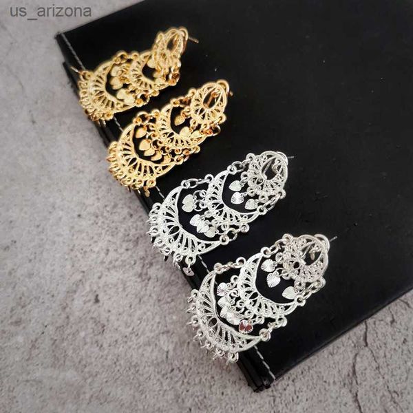 stylish bridal earrings luxury gold color heart shaped pendant earrings for wedding parties jewelery l230620, Golden;silver
stylish bridal earrings luxury gold color heart shaped pendant earrings for wedding parties jewelery l230620, Golden;silver