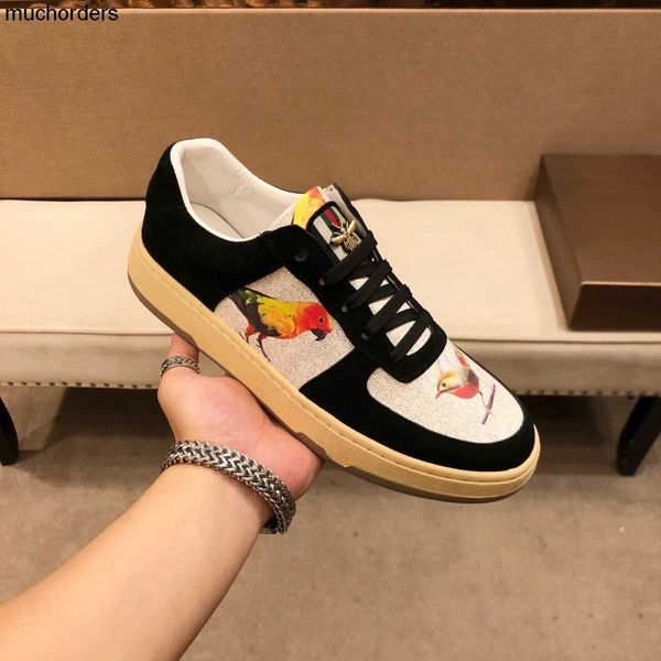 2023 designer summer fashion men's versatile bird print breathable high beauty casual shoes with small fragrance, Black
2023 designer summer fashion men's versatile bird print breathable high beauty casual shoes with small fragrance, Black