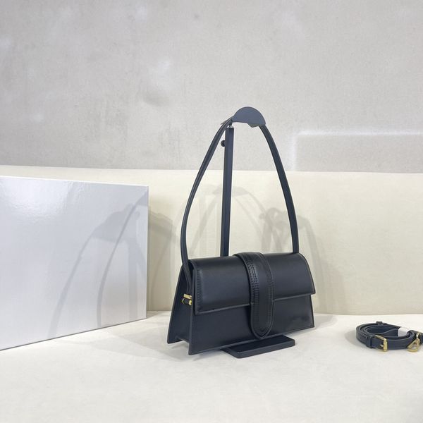 2023 luxury women retro handbag crossbody shoulder bags pu handbags ladies messenger bag purses underarm package
2023 luxury women retro handbag crossbody shoulder bags pu handbags ladies messenger bag purses underarm package