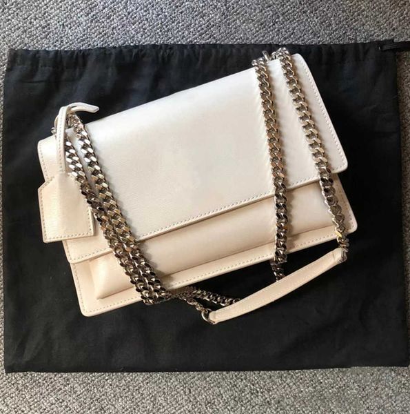 luxury designer sunset tote bag smooth leather brand woc with key ring envelope multifunction clutch flap chain women crossbody shoulder bag
luxury designer sunset tote bag smooth leather brand woc with key ring envelope multifunction clutch flap chain women crossbody shoulder bag