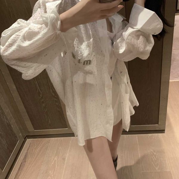 mm23 early autumn new fashion heavy industry water rolled diamond decoration temperament celebrity style versatile loose long sleeve shirt, White
mm23 early autumn new fashion heavy industry water rolled diamond decoration temperament celebrity style versatile loose long sleeve shirt, White