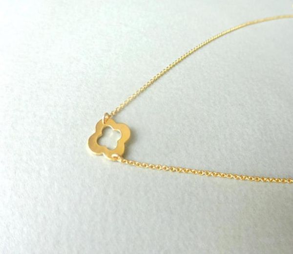 30pcs outline open four leaf clover necklace lucky 4 leaf clover necklace simple grass plant shamrock necklaces birthday gifts7279624, Silver 
30pcs outline open four leaf clover necklace lucky 4 leaf clover necklace simple grass plant shamrock necklaces birthday gifts7279624, Silver