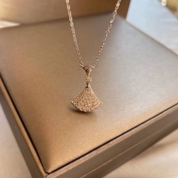 fashion diamond pendant necklaces designer 18k gold plated chain mens snake bone pendant womens necklace jewelry 2023, Silver
fashion diamond pendant necklaces designer 18k gold plated chain mens snake bone pendant womens necklace jewelry 2023, Silver