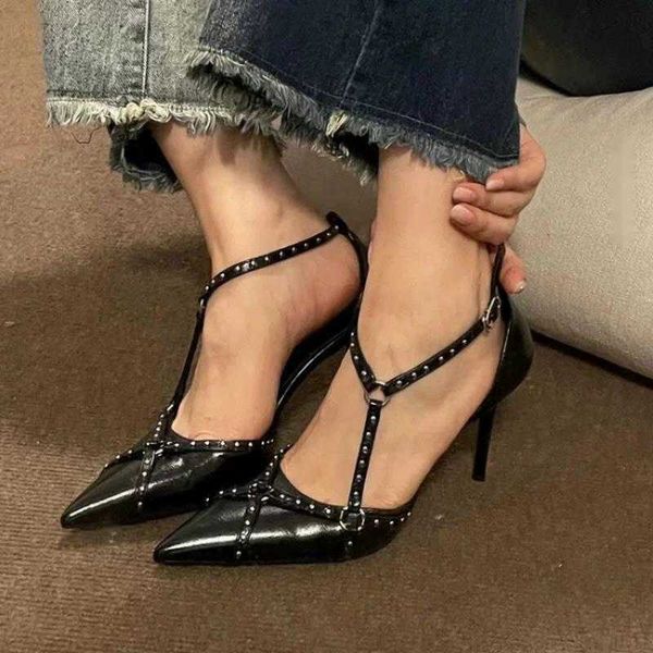 sandals punk wind fashion high heels large size metal buckle with womens shoes summer zapatos de mujer pumps 230417, Black
sandals punk wind fashion high heels large size metal buckle with womens shoes summer zapatos de mujer pumps 230417, Black