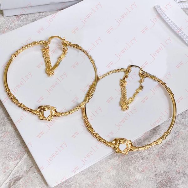hoop & huggie vintage figures engraved grain metal large circle earrings, jewelry designer luxury design v-shaped earrings, valentine's, Golden;silver
hoop & huggie vintage figures engraved grain metal large circle earrings, jewelry designer luxury design v-shaped earrings, valentine's, Golden;silver