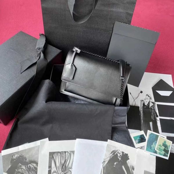luxury designer sunset tote bag smooth leather brand woc with key ring envelope multifunction clutch flap chain men crossbody shoulder bags
luxury designer sunset tote bag smooth leather brand woc with key ring envelope multifunction clutch flap chain men crossbody shoulder bags