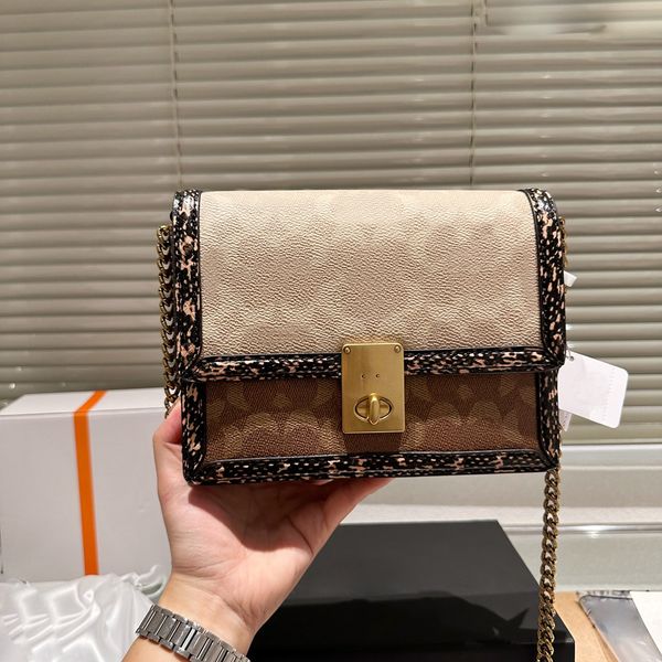 designer bag womens shoulder bags crossbody bag chain tote bag leather handbag purse pouch wide straps removable straps 22x17cm
designer bag womens shoulder bags crossbody bag chain tote bag leather handbag purse pouch wide straps removable straps 22x17cm