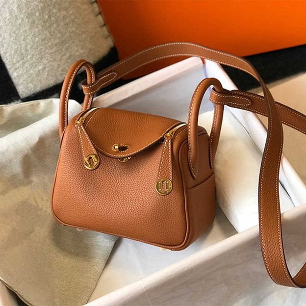 original h home lindyss tote bags wholesale light luxury style high grade exquisite bag genuine leather womens doctors one shoulder handh wi
original h home lindyss tote bags wholesale light luxury style high grade exquisite bag genuine leather womens doctors one shoulder handh wi