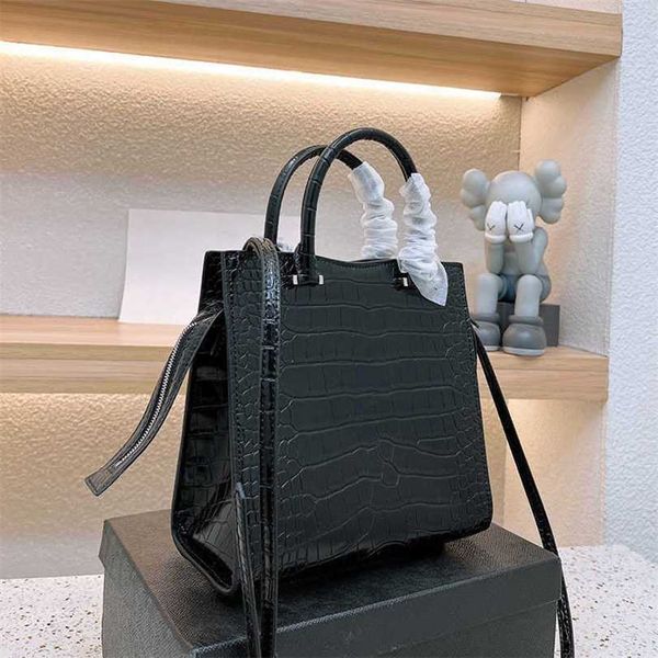 ybag shopping bags luxurtote bag large handbags women elegant shoulder bags designer fashion crossbodpurses leather 221215
ybag shopping bags luxurtote bag large handbags women elegant shoulder bags designer fashion crossbodpurses leather 221215