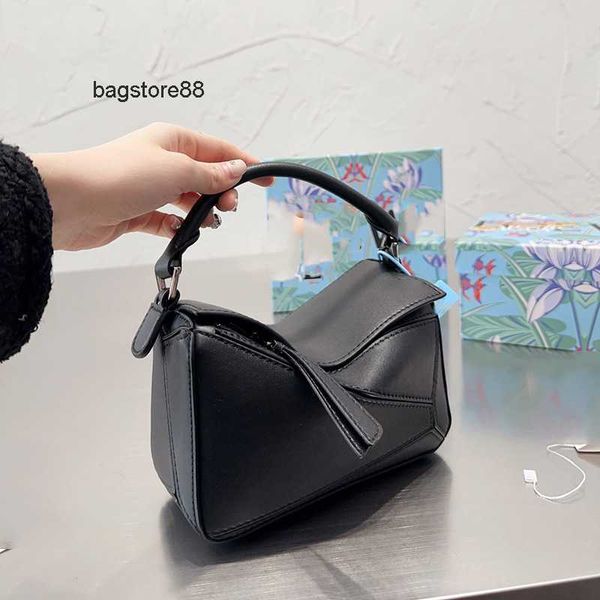 lowe bag loewc bag one designer bags girl spain shoulder purse boston leather 2023 puzzle 24cm crossbody geometry handheld creative women�
lowe bag loewc bag one designer bags girl spain shoulder purse boston leather 2023 puzzle 24cm crossbody geometry handheld creative women�