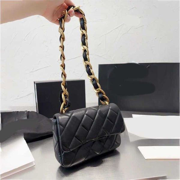 cc designer shoulder bags classic lattice messenger bag womens thick chain luxury handbags fashion simple square leather mobile phone purse
cc designer shoulder bags classic lattice messenger bag womens thick chain luxury handbags fashion simple square leather mobile phone purse
