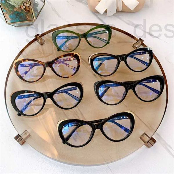 fashion sunglasses frames designer cat eye art plate with black frame and plain face light glasses ch3405 sn50
fashion sunglasses frames designer cat eye art plate with black frame and plain face light glasses ch3405 sn50