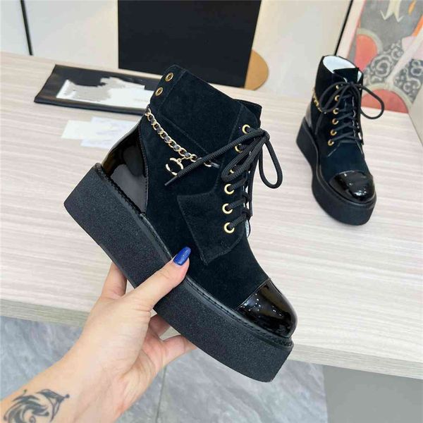 luxury design boots 2023 channel fashion women's work decoration snow skid anti slip knight boots martin boots casual socks boots 02-02, Black
luxury design boots 2023 channel fashion women's work decoration snow skid anti slip knight boots martin boots casual socks boots 02-02, Black