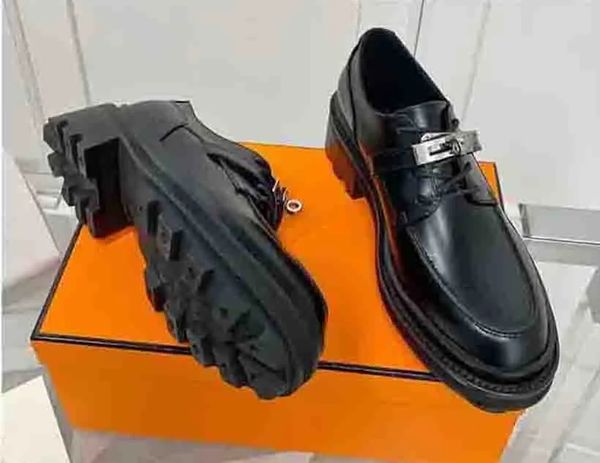 22s luxury women casual shoes loafer patent leather lace ups platform trainers walking flat rubber sole fabric outdoor with box, Black
22s luxury women casual shoes loafer patent leather lace ups platform trainers walking flat rubber sole fabric outdoor with box, Black