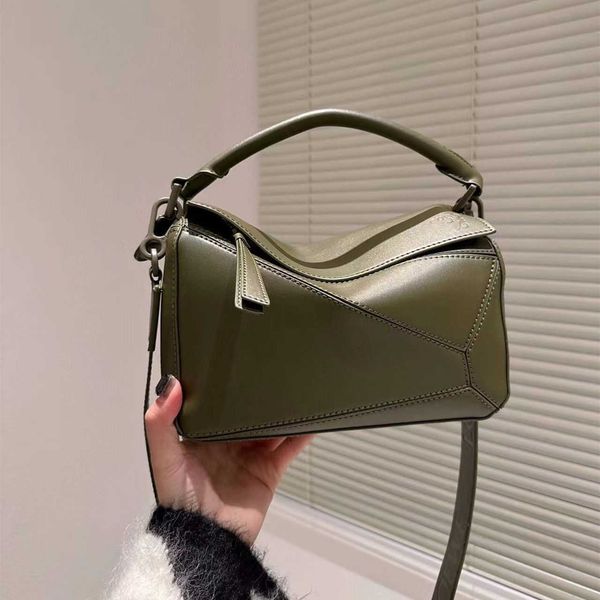 designers bags loewesy women's puzzle series handheld one shoulder crossbody bag geometric handbag
designers bags loewesy women's puzzle series handheld one shoulder crossbody bag geometric handbag