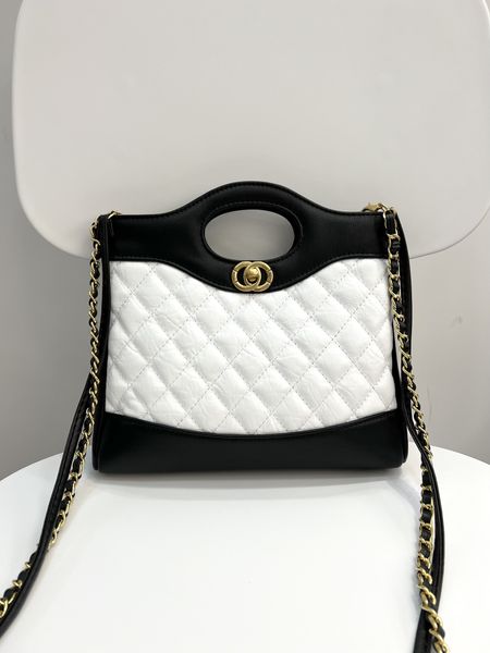 9a handmade women's handbags fashionable patent leather matching leather women's handbags large-capacity handbags
9a handmade women's handbags fashionable patent leather matching leather women's handbags large-capacity handbags