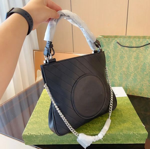 2023 new fashion 5a luxury purse designer bag italy brand handbag women crossbody bag cosmetic shoulder bags tote messager wallet by
2023 new fashion 5a luxury purse designer bag italy brand handbag women crossbody bag cosmetic shoulder bags tote messager wallet by